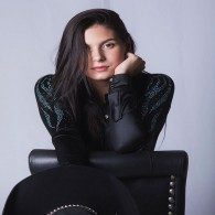 Ana Castela