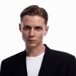 Ваня Дмитриенко (Vanya Dmitrienko)