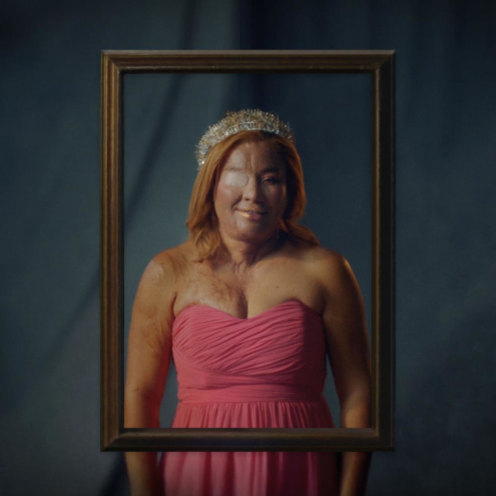 Portada de La Reina