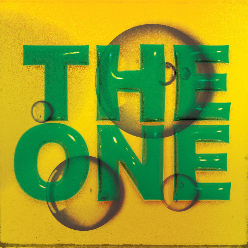 Portada de The One