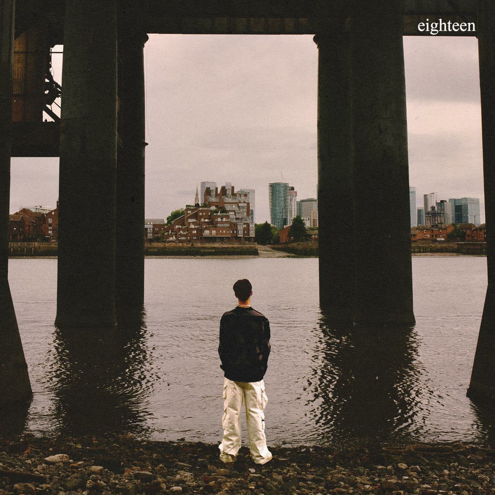 Portada de eighteen