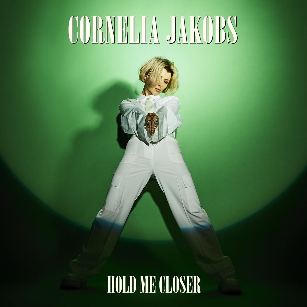 Portada de Hold Me Closer